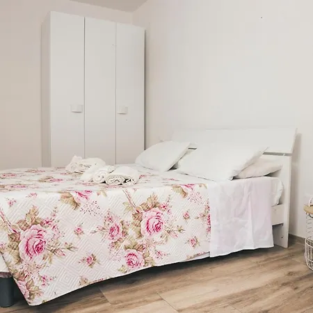 Ap - Flats&rooms *