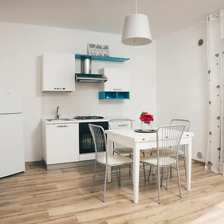 Ap - Flats&rooms Aparthotel